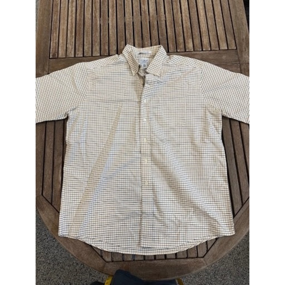 L.L. Bean Men's Short Sleeve Button-Down Shirt 17-Reg Plaid Check Wrinkle Resist